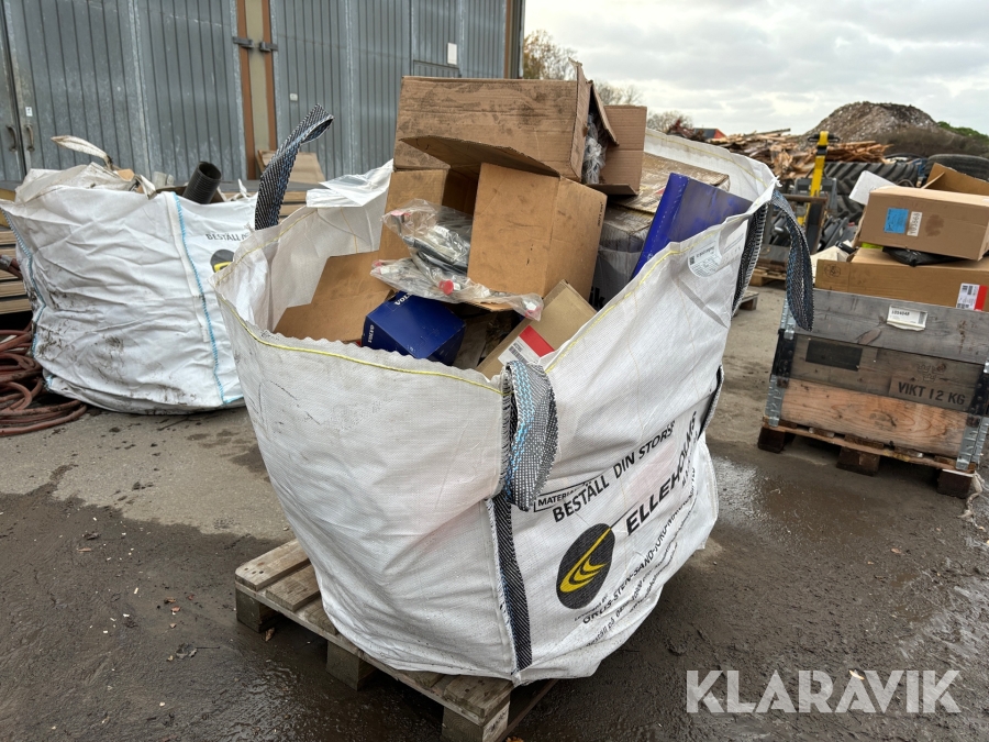 Diverse filter och reservdelar till verkstad