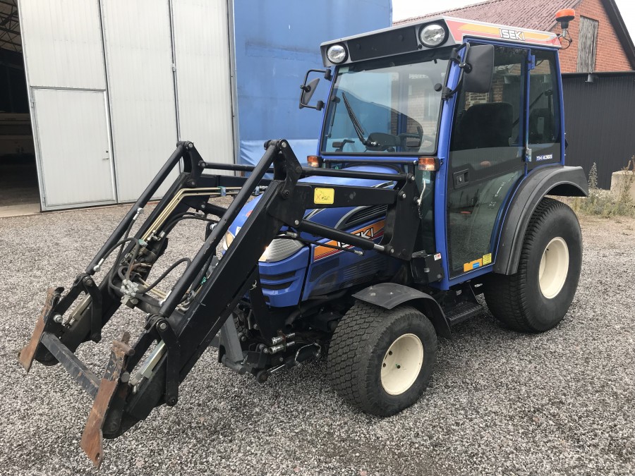 Kompakttraktor med lastare