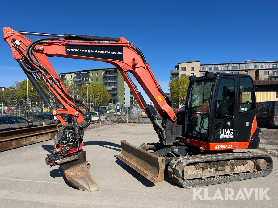 Bandgrävare Kubota KX080-4 med redskap