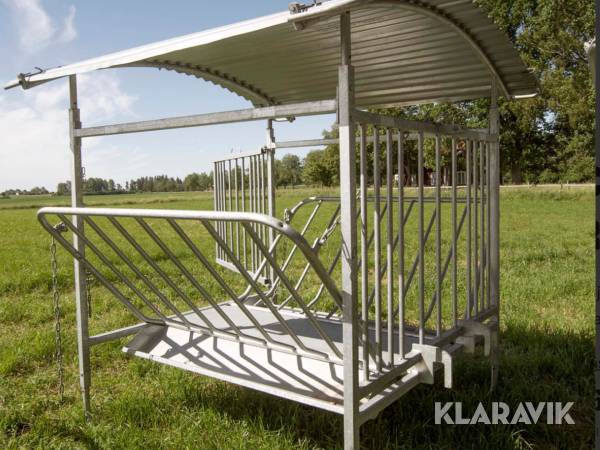 Foderhäck med tak för får Kellfri 34-SFTN