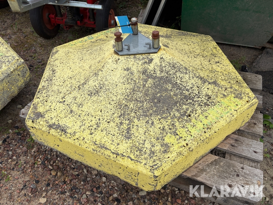 Flaggstångsfundament i betong