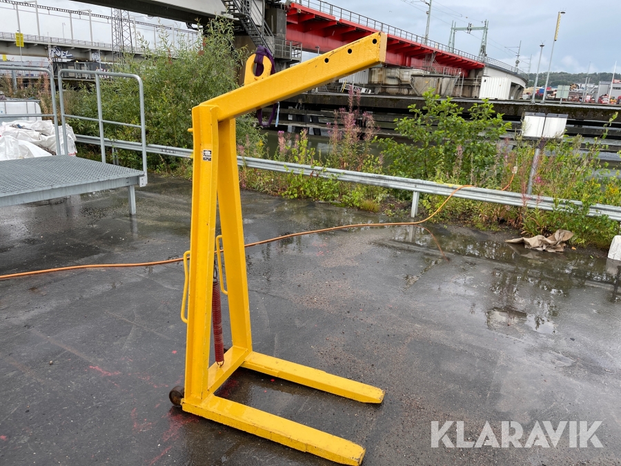 Pallyftare för kran 1500 kg