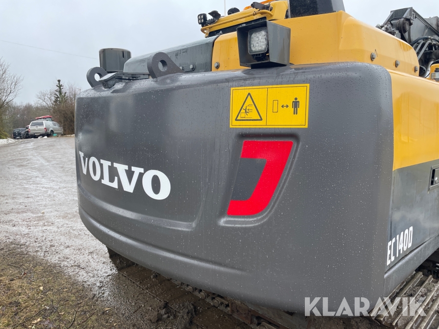 Bandgrävare Volvo EC140DL med tiltrotaror och 1st verktyg