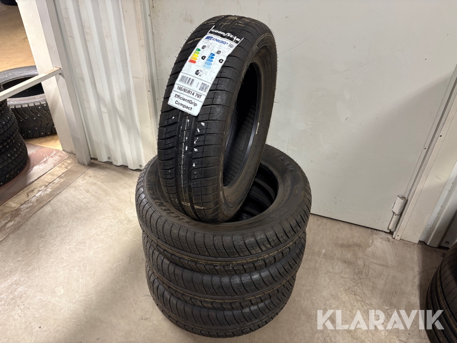 Personbilsdäck Goodyear EfficientGrip compact