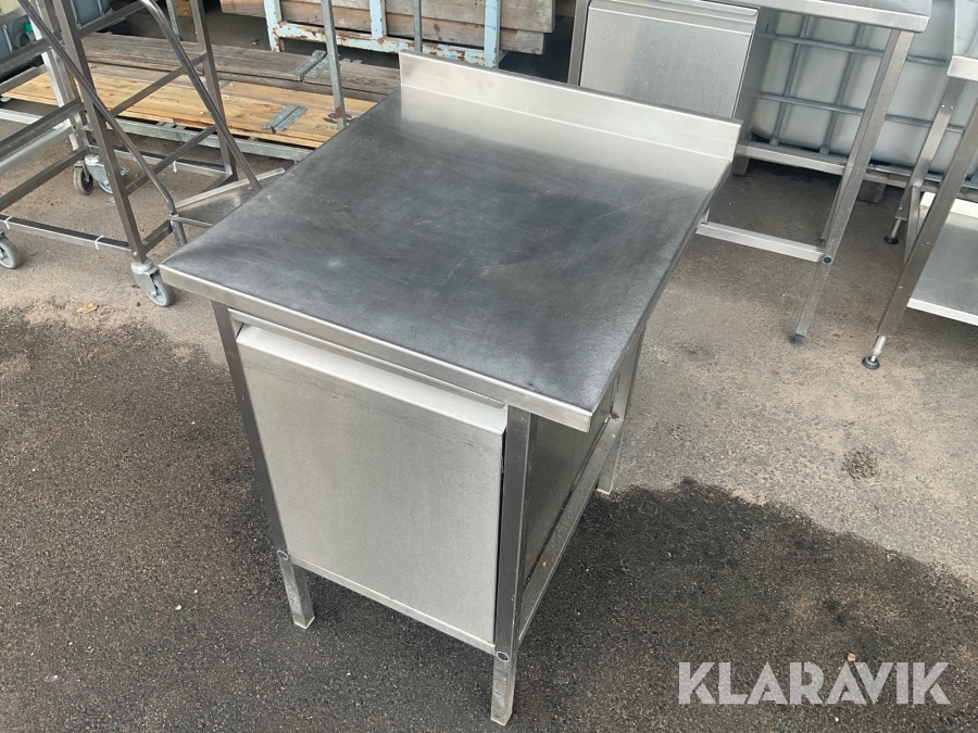 Rostfri bänk med skåp