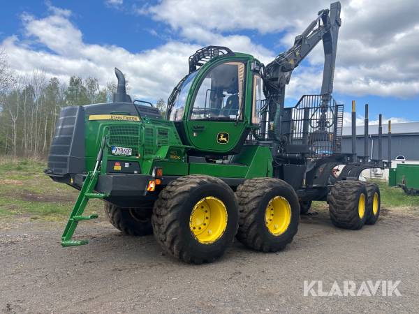 Skotare John Deere 1110G med CF7-XL10