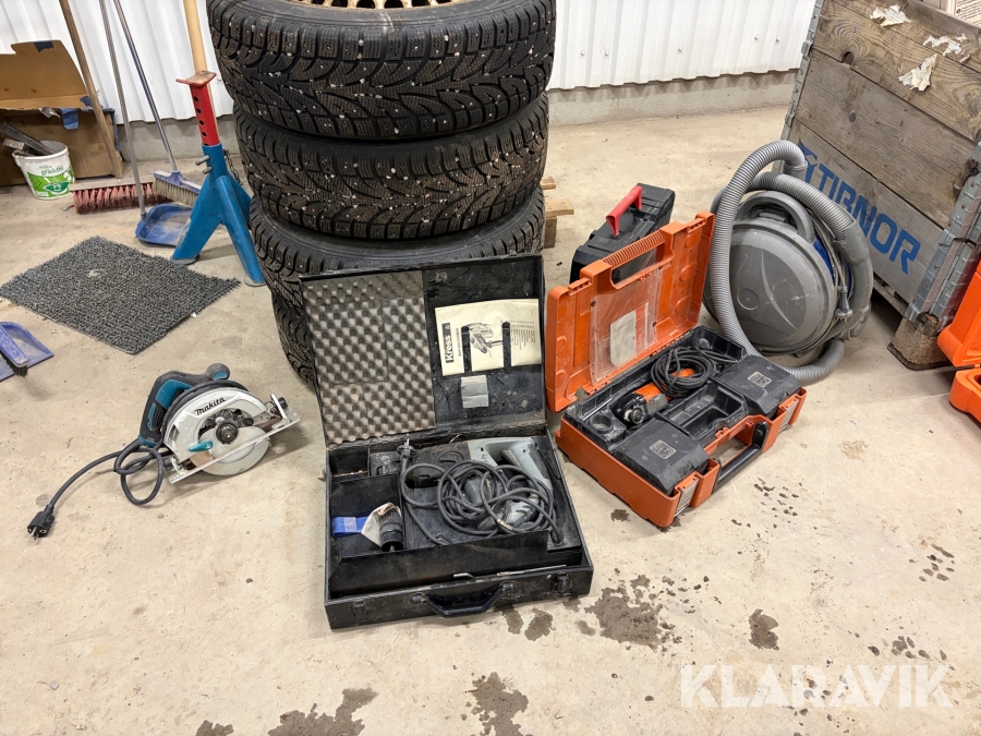 Parti med byggmaskiner cirkelsåg, slagborr, multisåg, sticksåg och dammsugare