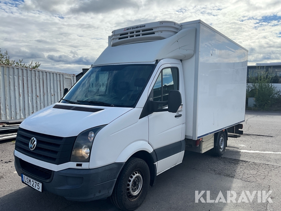 Skåpbil Volkswagen Crafter 35 med bakgavellyft och kylaggregat