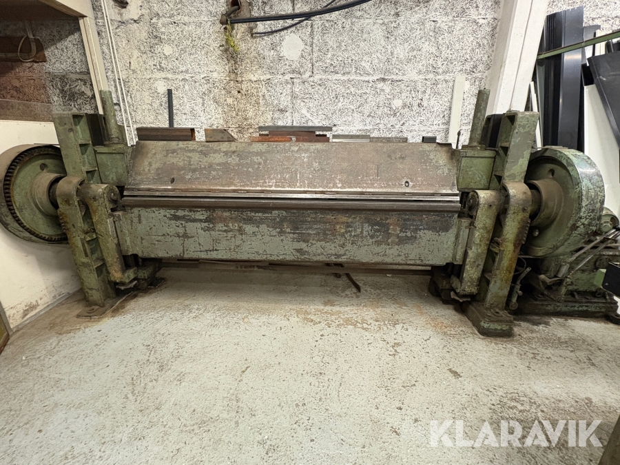 Plåtbockningsmaskin ASEA