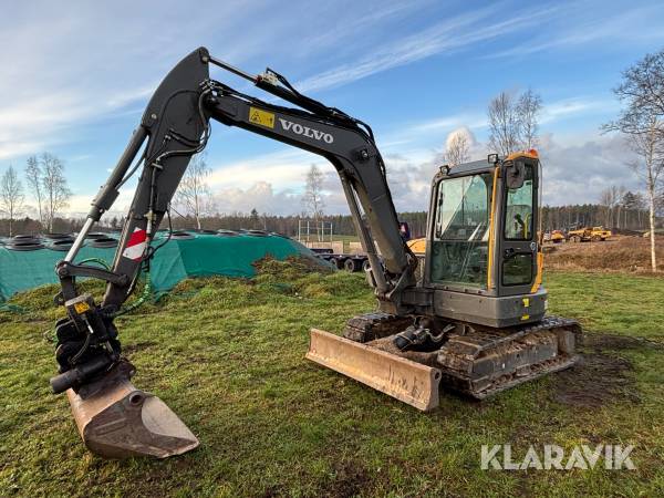 Grävmaskin Volvo ECR58D med skopor