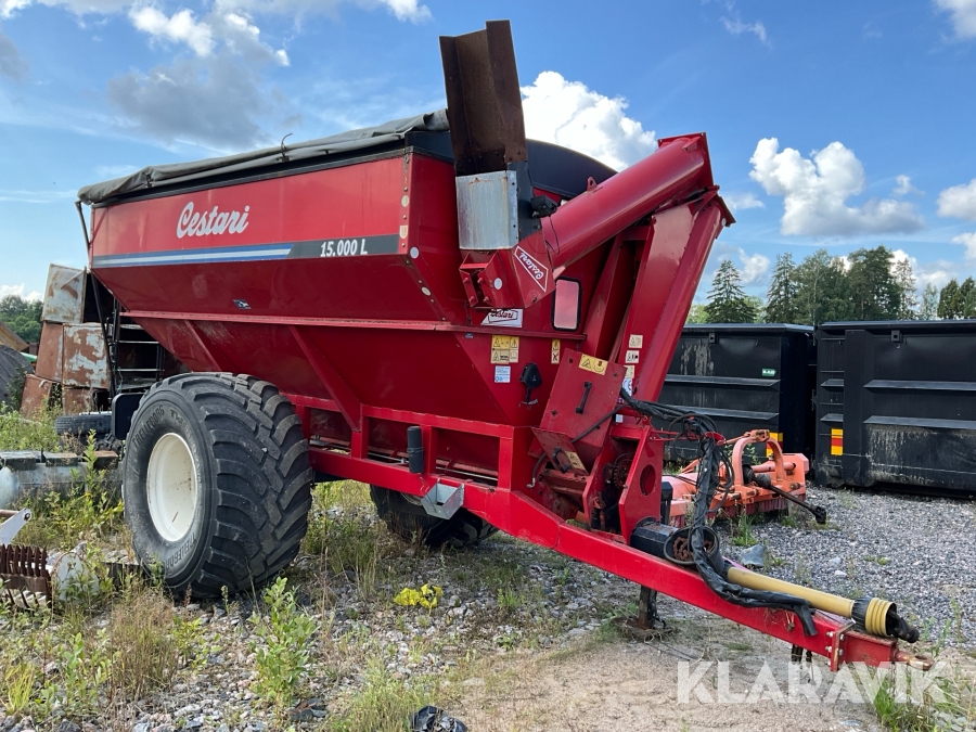 Fältvagn Cestari 15000L överlastningsvagn