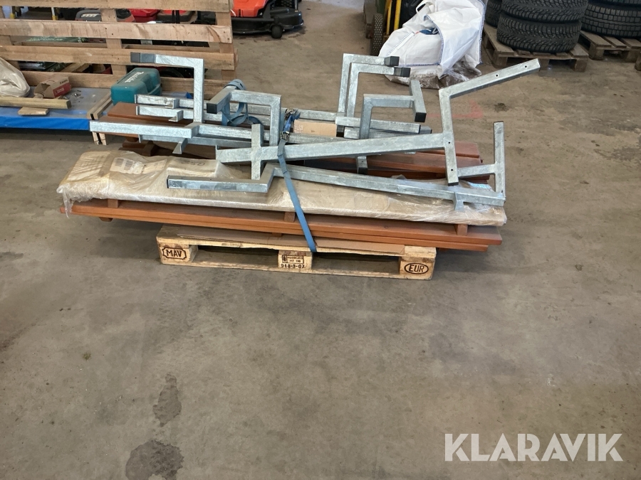 Parksoffa med armstöd 3st