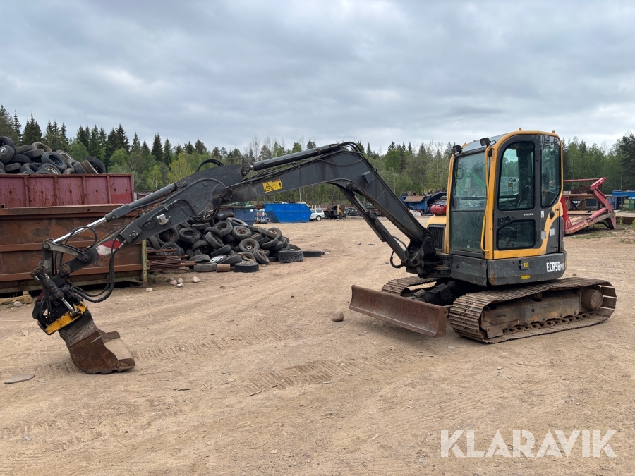Grävmaskin Volvo ECR58 med redskap