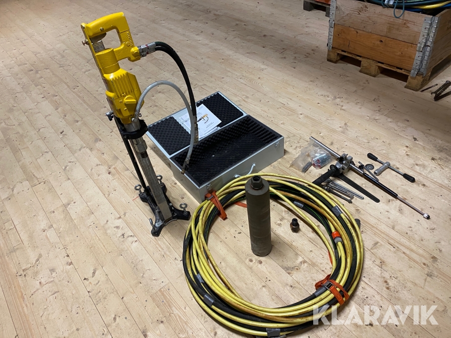 Hydraulisk Kärnborr Spitznas 2 1317 0030 med stativ och slangar