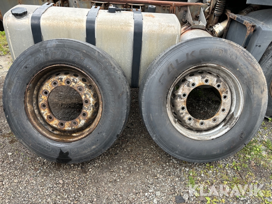 Lastbilsdäck Falken & Sailun S696 & RI151