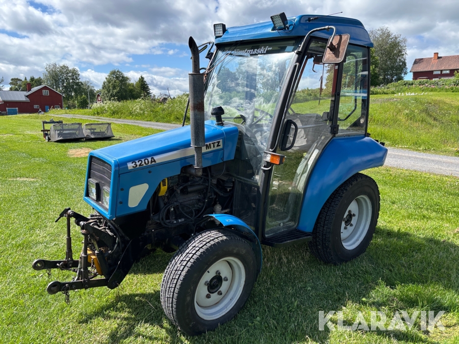 Traktor Mtz 320A