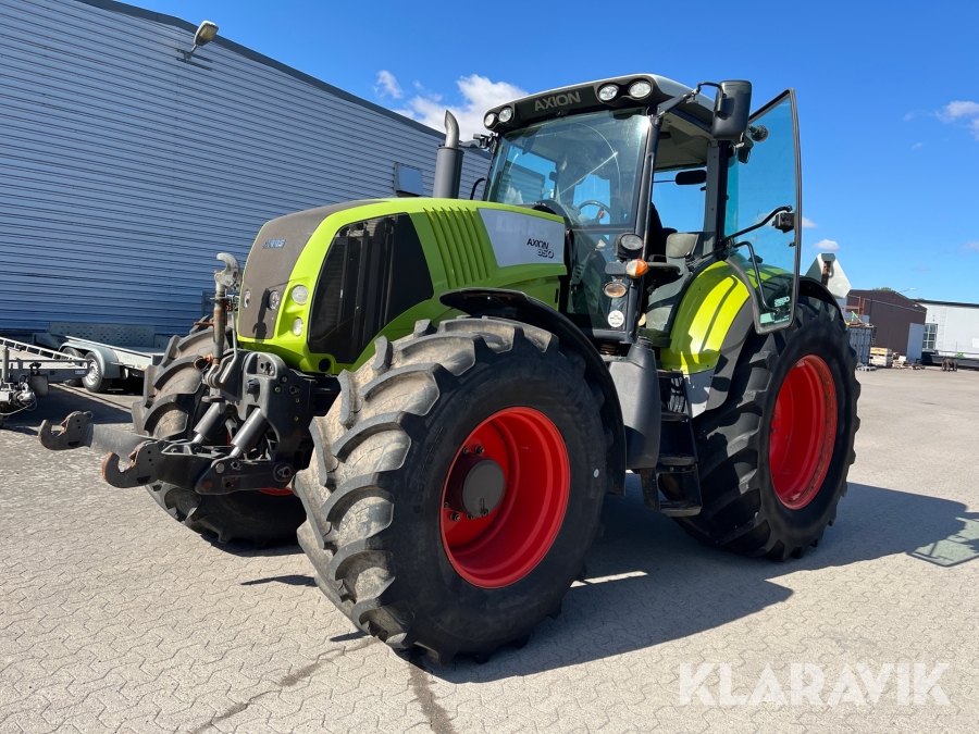Traktor Claas Axion 850
