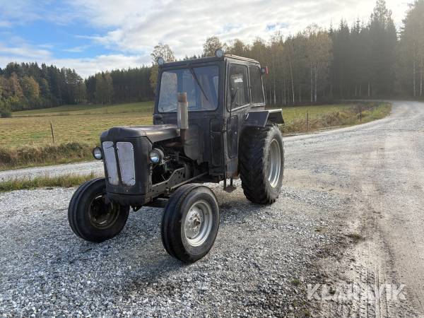 Traktor Volvo BM Buster 400