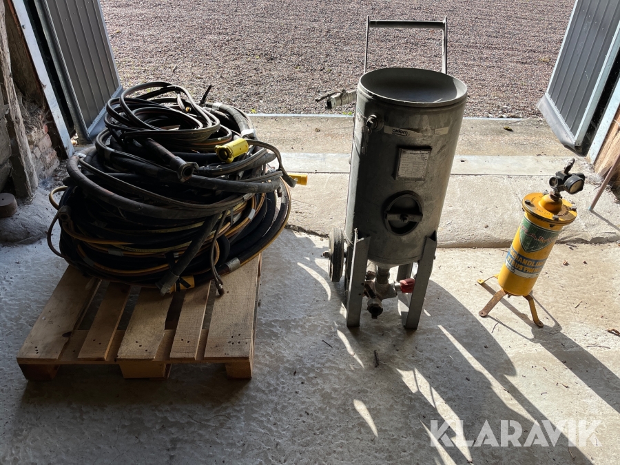 Blästringsutrustning Galvaniserings AB med klocka och slangar