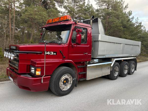 Tippbil Scania R143H tridem