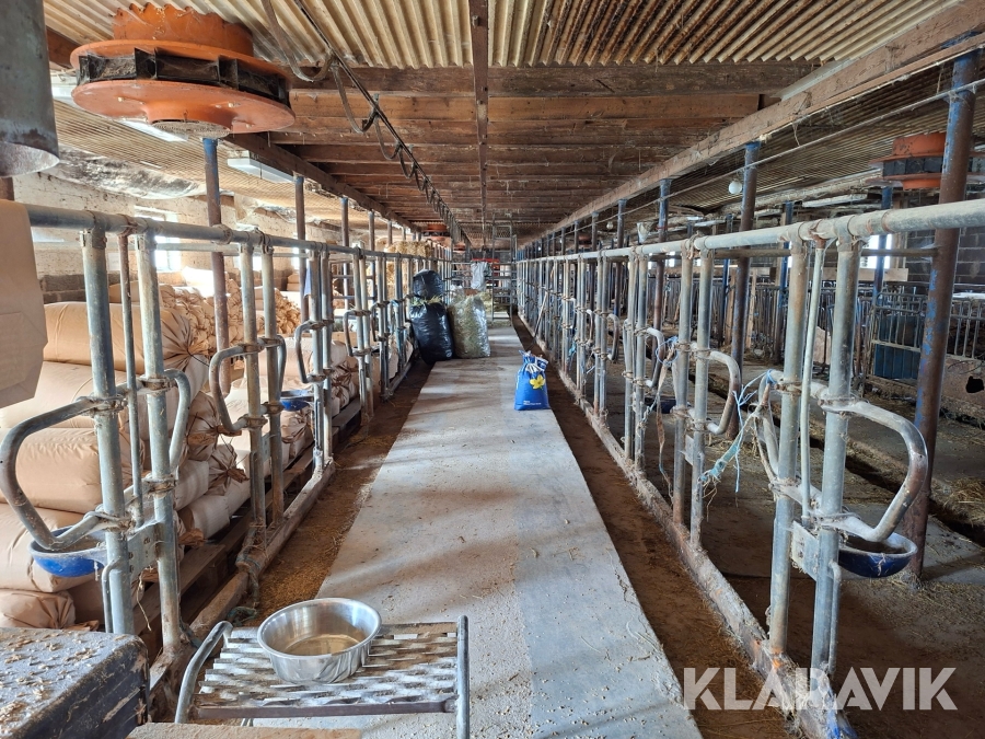 Grandbås med skruvfäste 66 platser