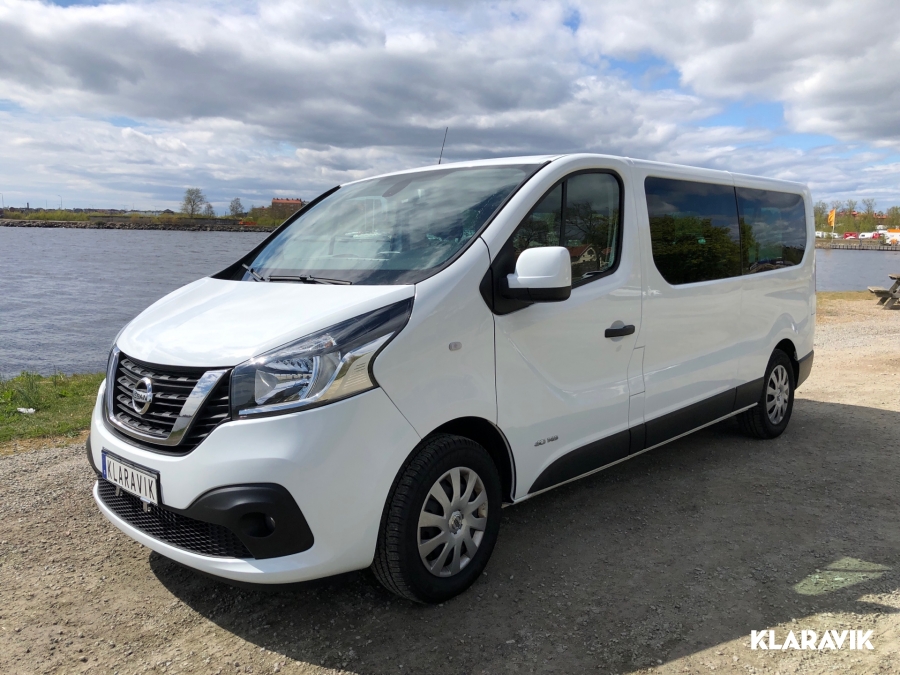 Minibuss Nissan NV300 