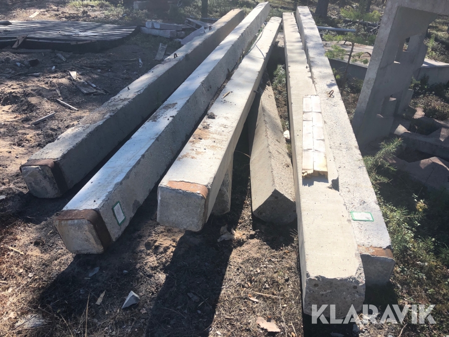 Betongpålar 7st varierande längder