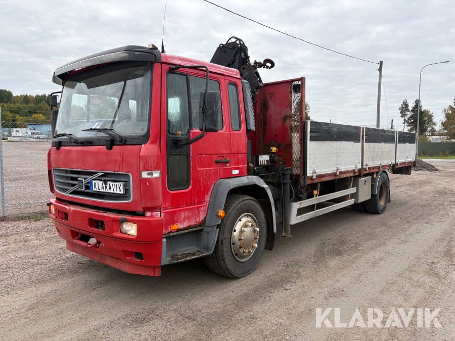 Kranbil/Brädgårdsbil Volvo FL 618