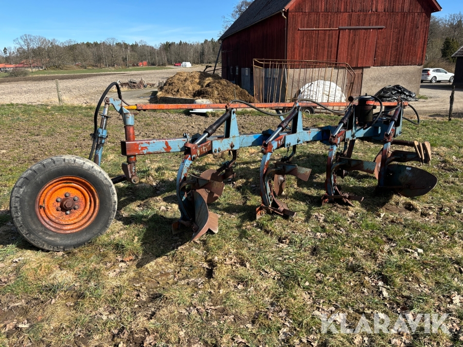 Delburen plog Överum SR 4 skärig
