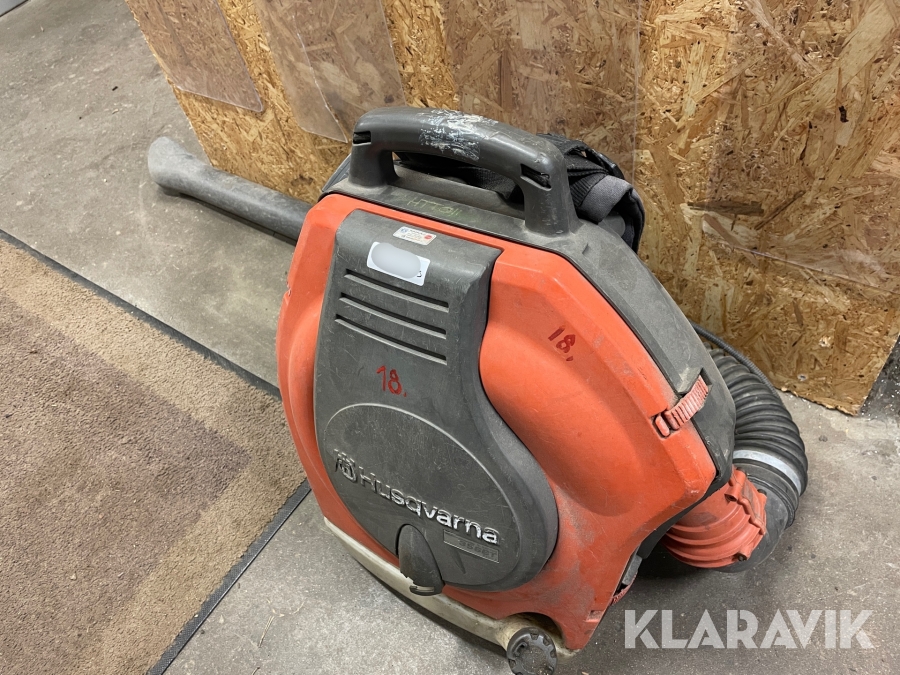 Klaravik Auktioner Lövblås Husqvarna 356BT