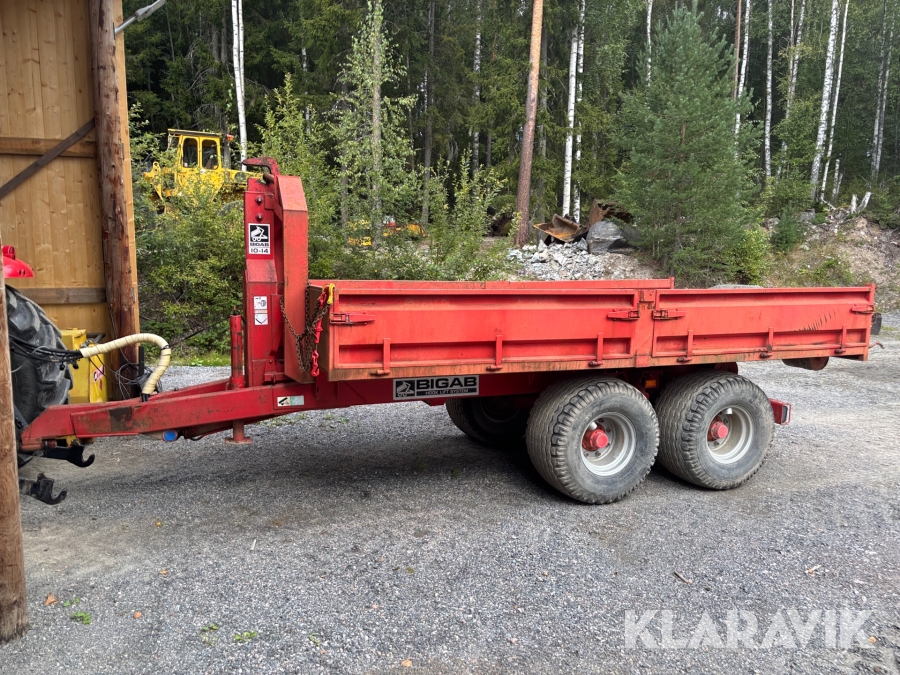 Lastväxlarvagn Bigab 10-14 med flak och lämmar