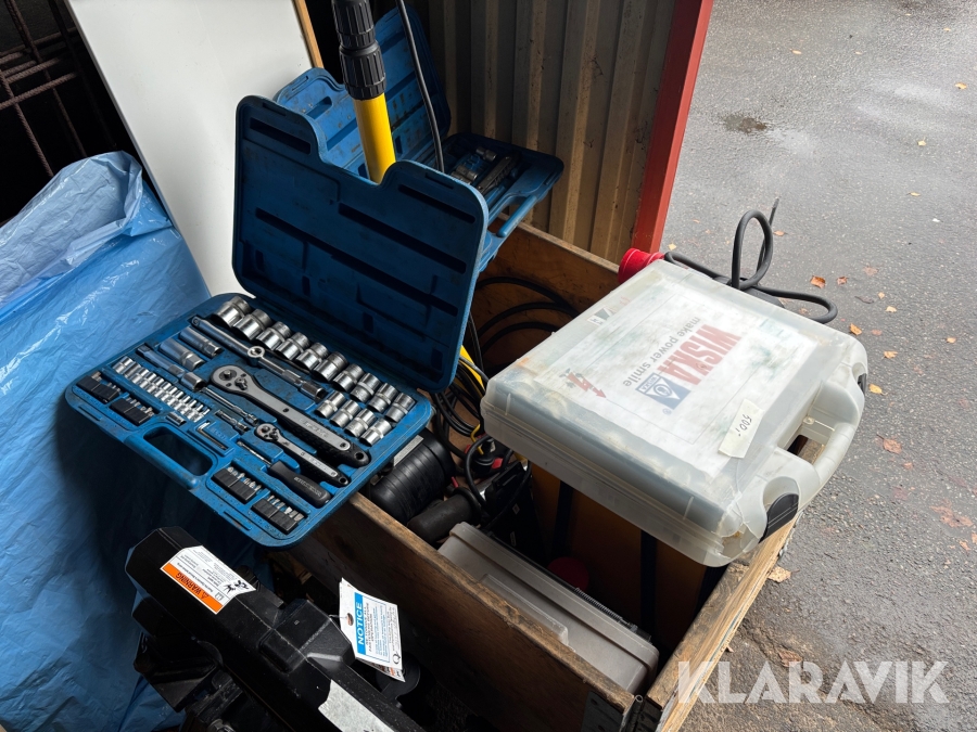 Pall med verktyg och utrustning Wiska, Biltema, Garo