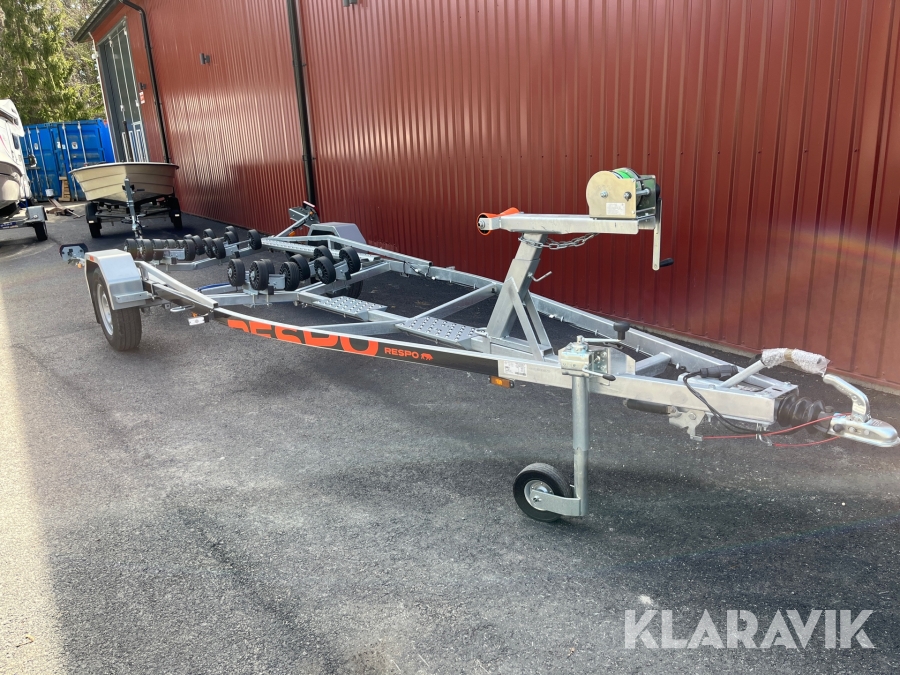 Båttrailer Respo 1800V661L209 multiroller