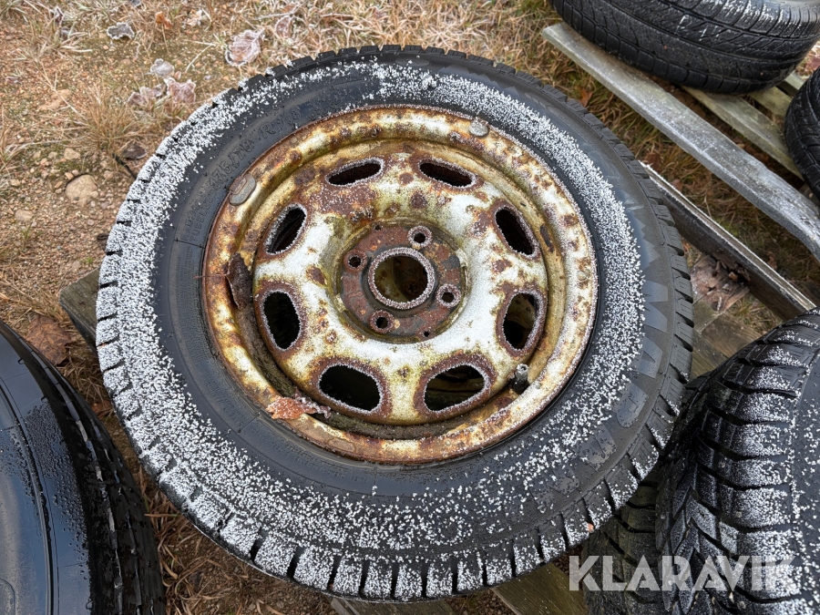 Dubbade vinterdäck 175/70R13 