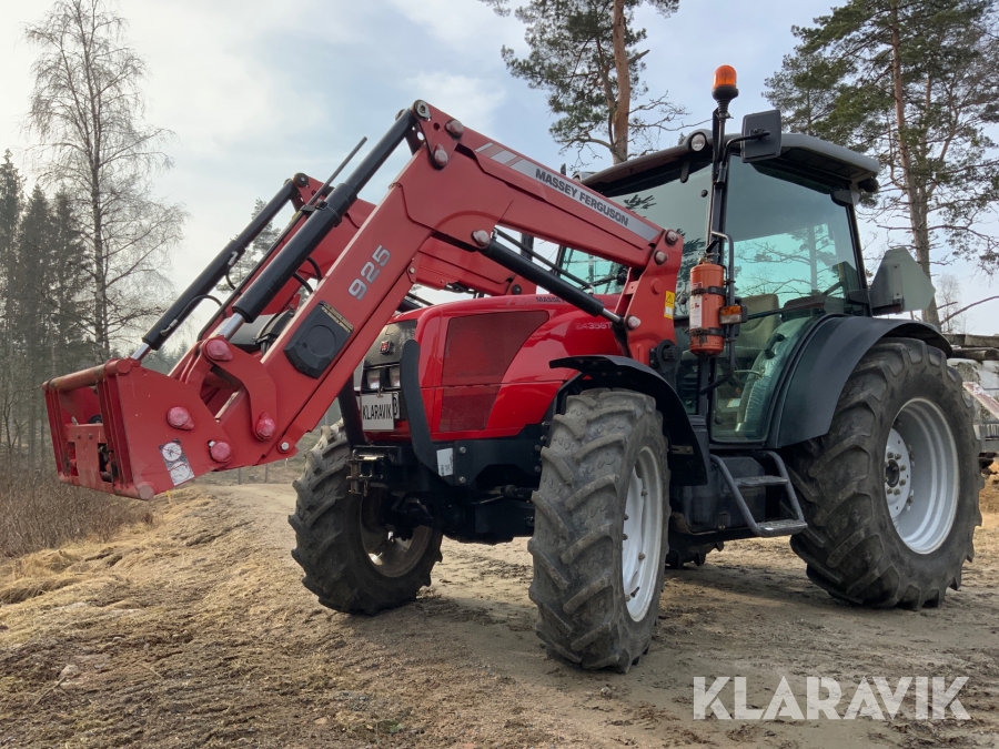 Traktor Massey Ferguson 2435ST 4WD med lastare
