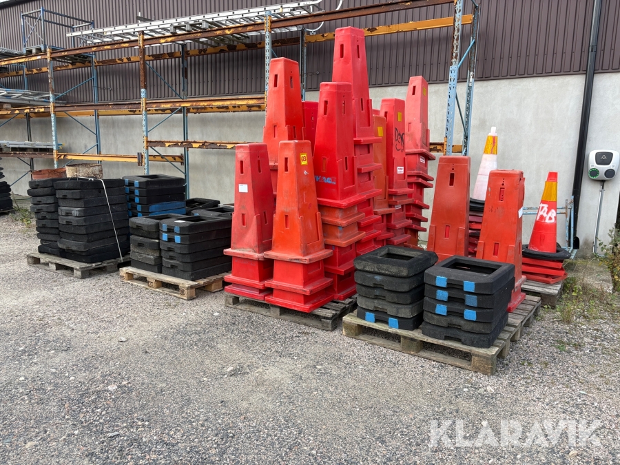 Trafikkoner med fötter