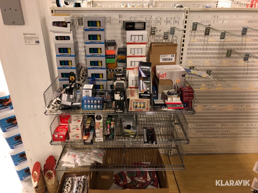 Parti med tobakstillbehör 