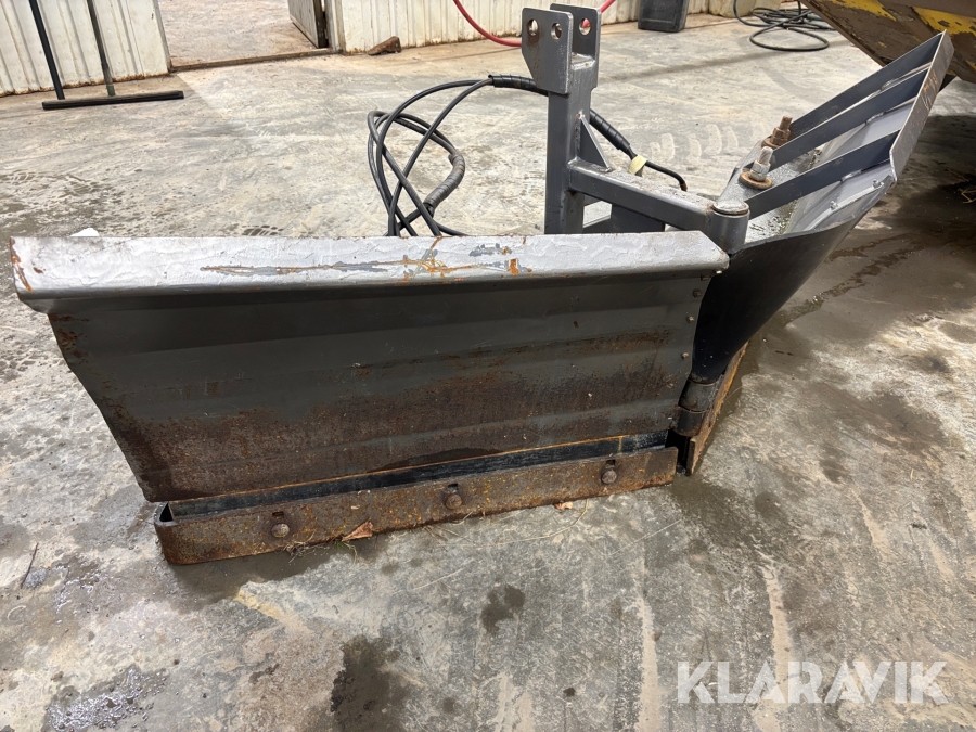 Vikplog Siringe T2000 med 3-punkts fäste