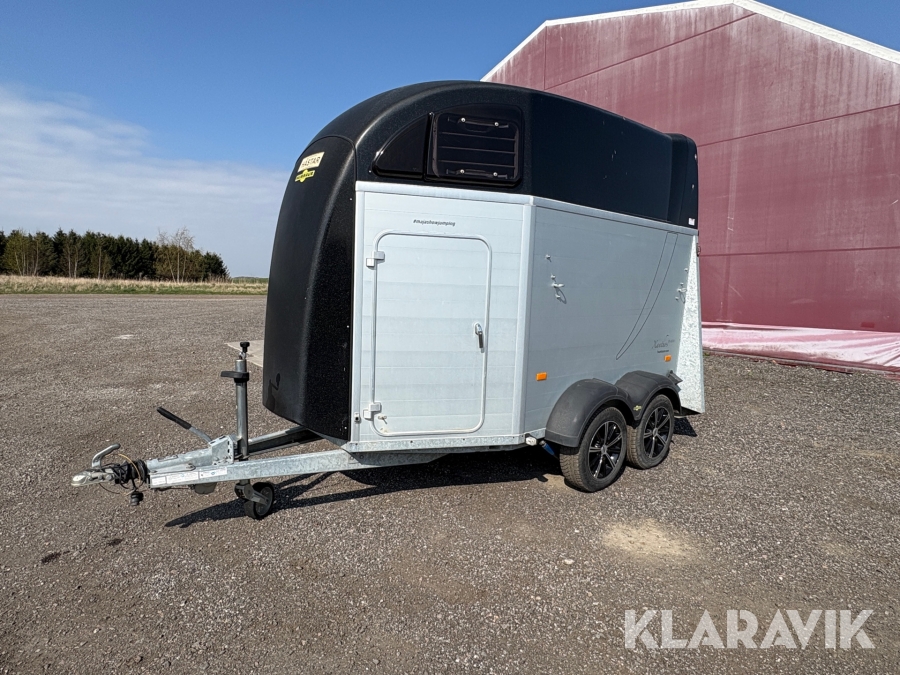 Hästtransport Humbaur Xanthos Aero