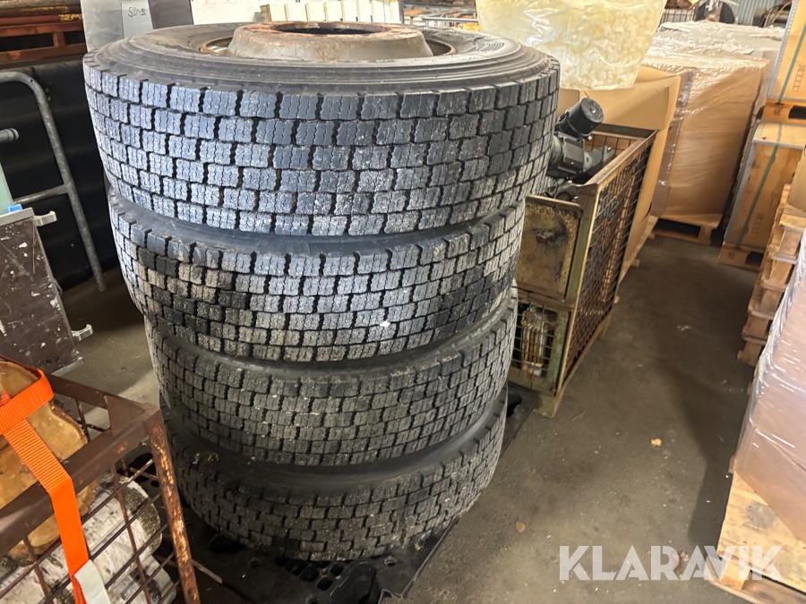 Lastbilsdäck Bridgestone 315/80R22.5 vinter