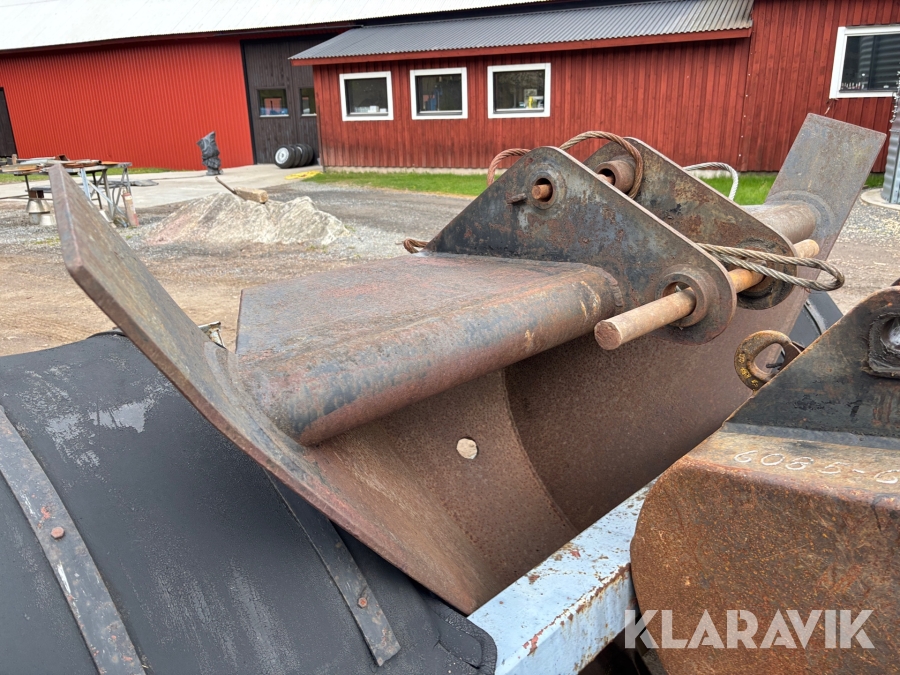 Bandgrävare Atila 1202 med 3 st skopor och trailer