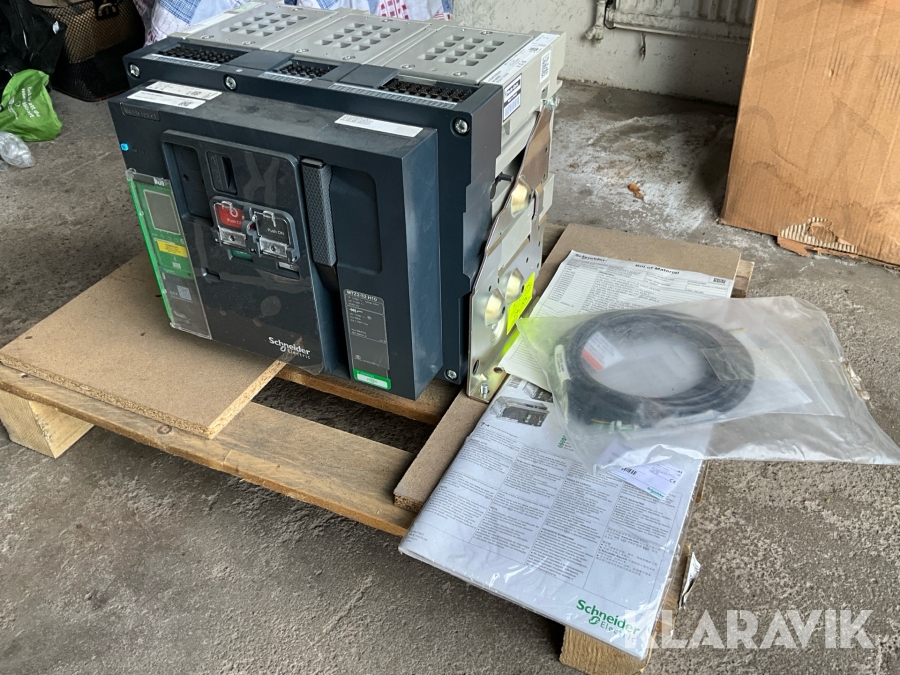Effektbrytare Schneider Electric Masterpact MTZ2-32 H10