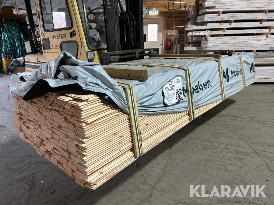 Innerpanel pärlspont Moelven 12x95 furu ändspont