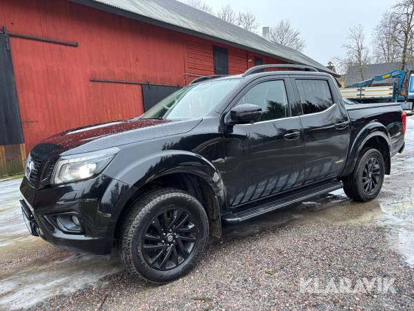 Pickup Nissan Navara Dubbelhytt 2.3 dCi 4WD med flaklock