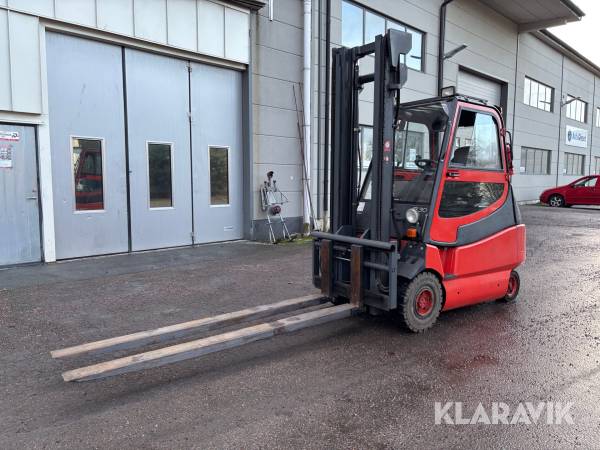 Truck Linde E30-02
