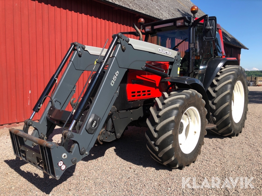 Traktor Valtra 6750 High Tech  med lastare 