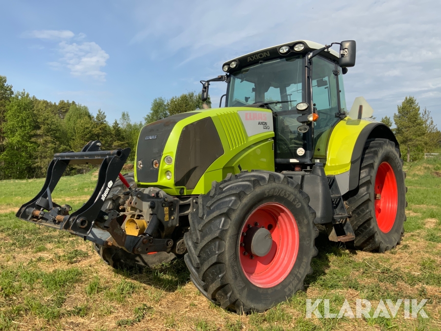 Traktor Claas Axion 820