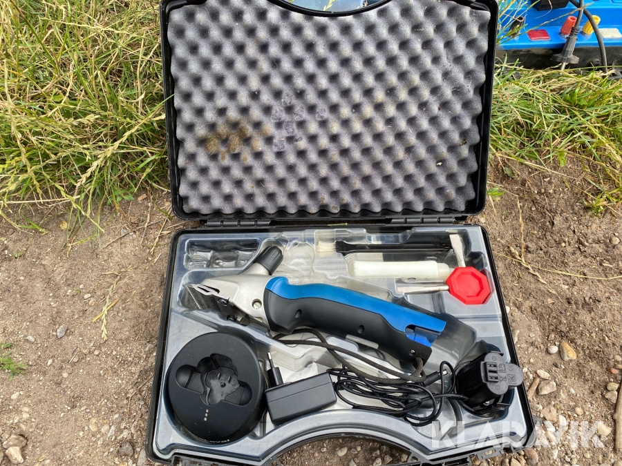 Klippmaskin DeLaval R2 batteridriven