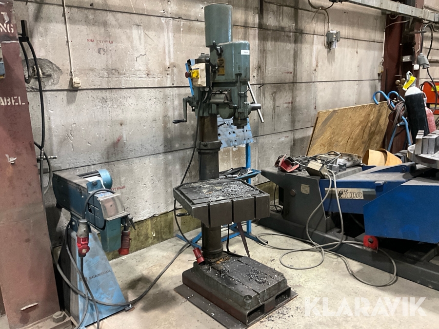 Pelarborr Arboga E135