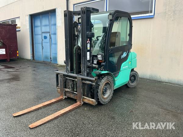 Motviktstruck Mitsubishi FD30 N diesel
